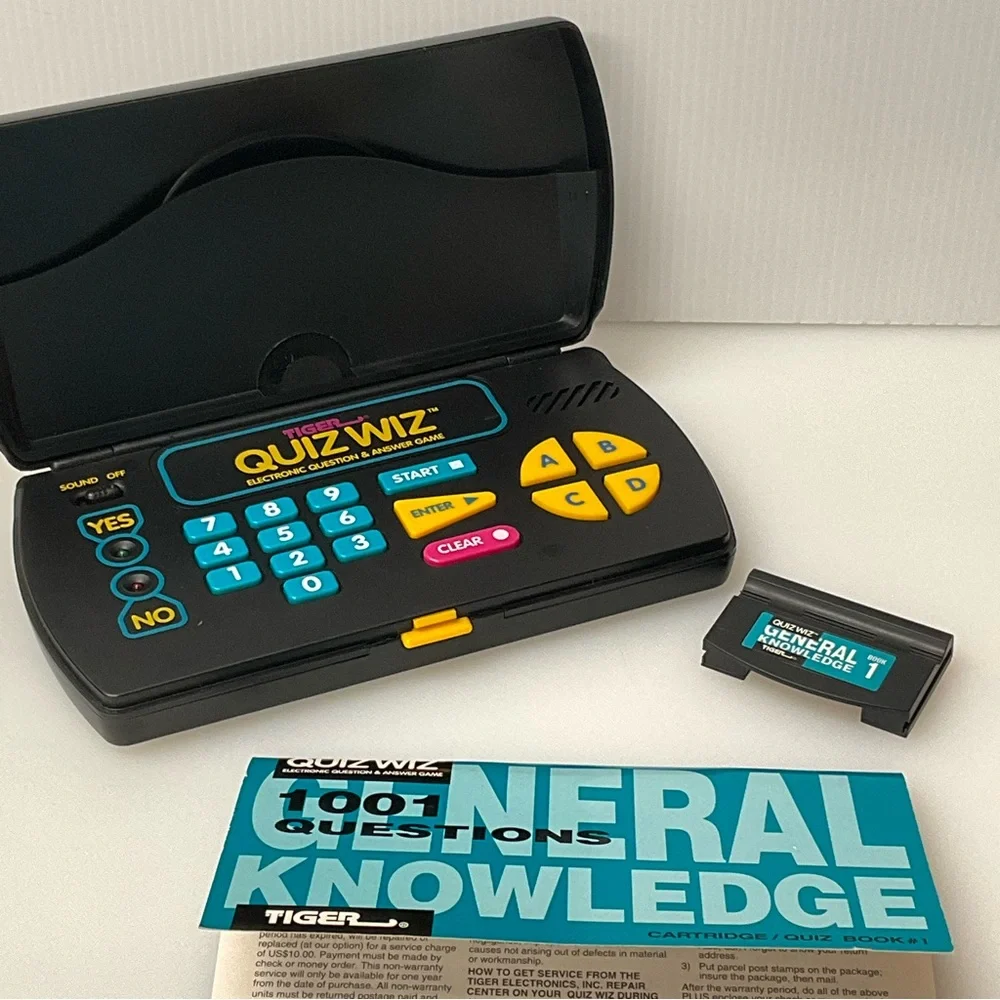 vtg TIGER ELECTRONICS Quiz Wiz Game Battery Operated 1993 Tested/ Works